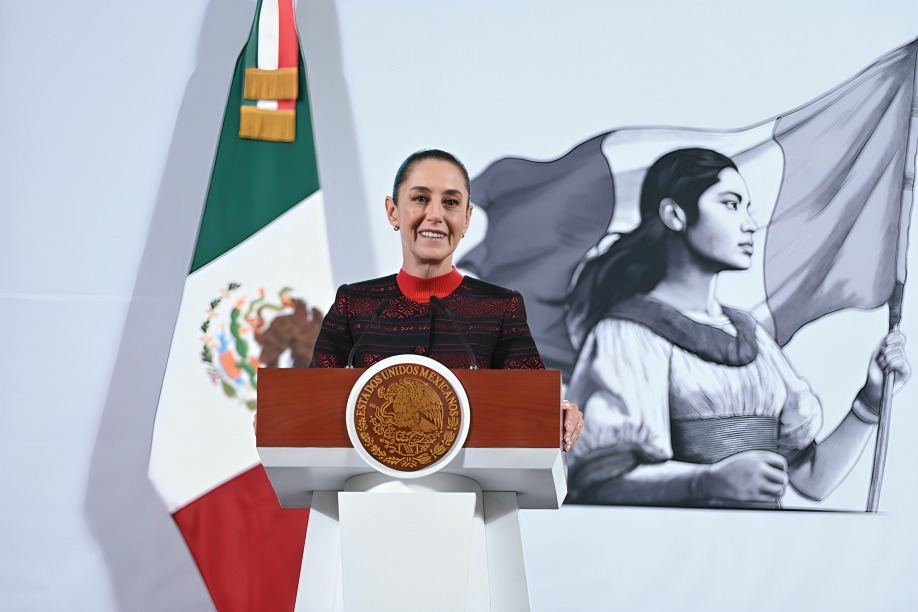 Sheinbaum rechaza injerencia de EU en Venezuela