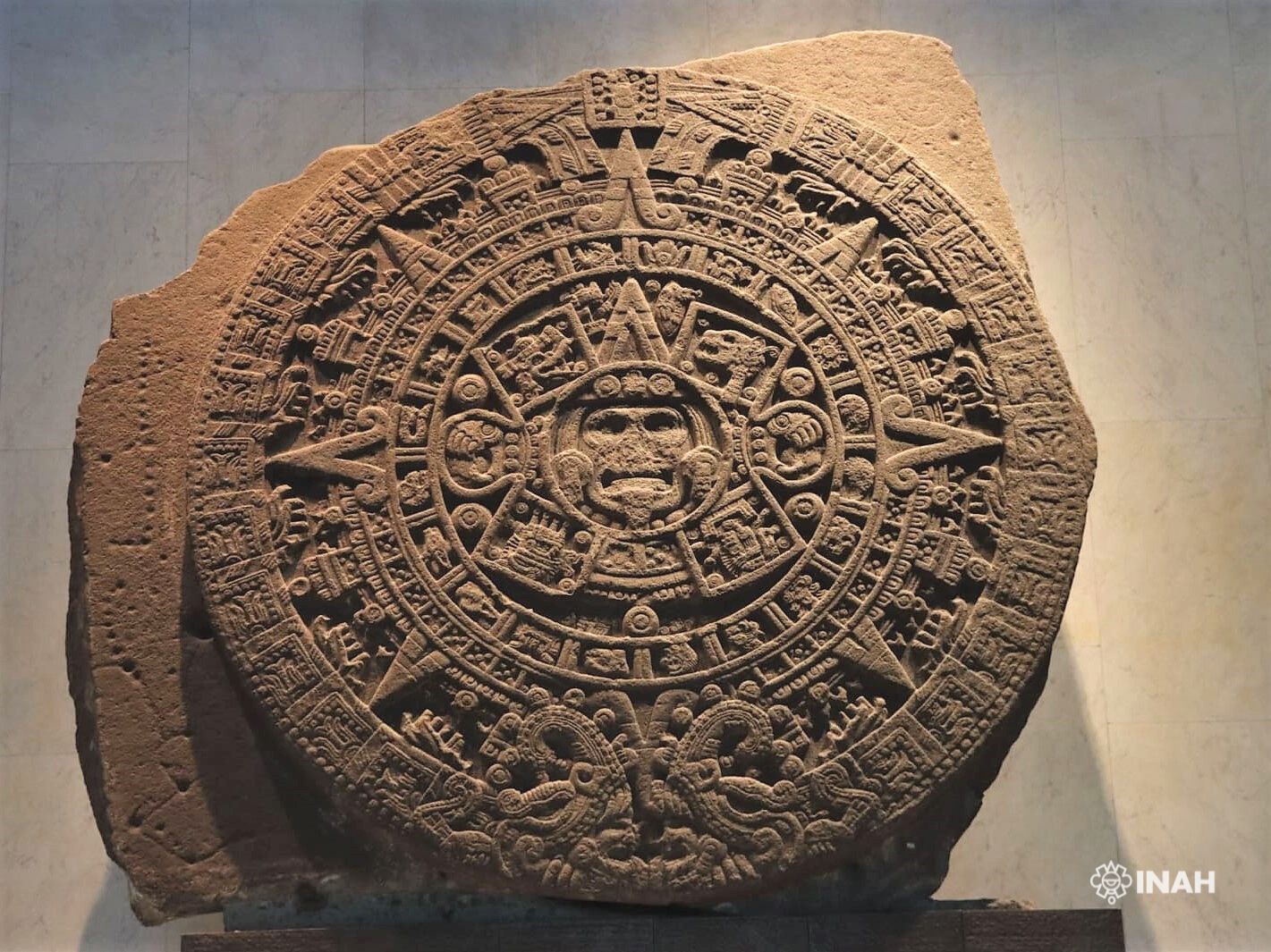 INAH Piedra del Sol