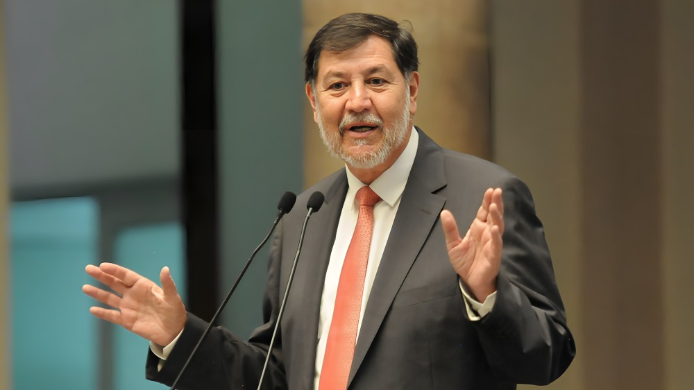 Noroña tunde al PRIAN por celebrar premio de María Corina