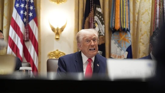 Trump advierte a Venezuela 