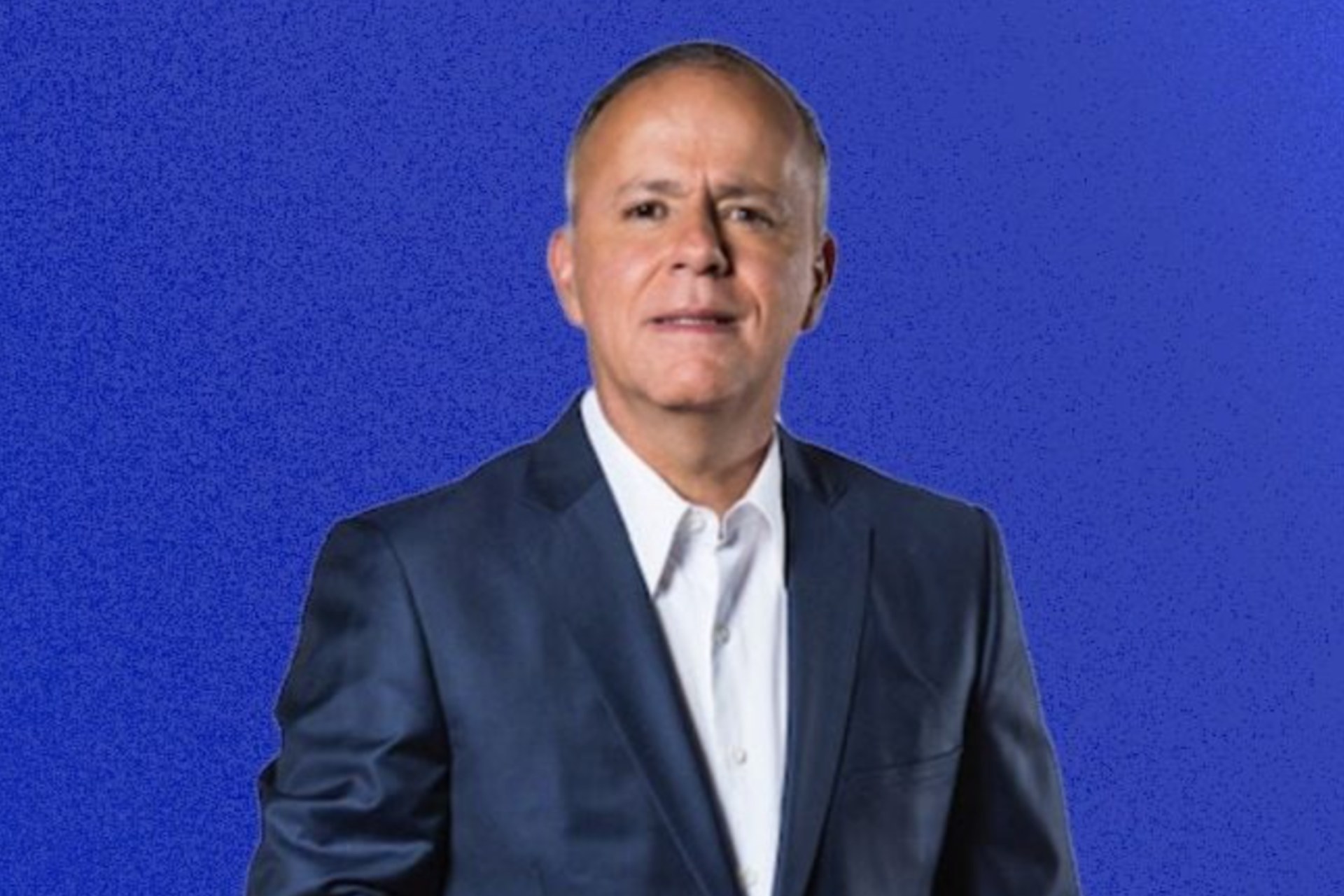 Ciro critica camionetas de la SCJN 