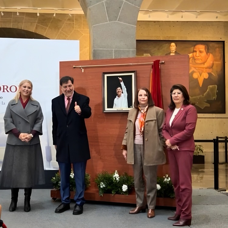 Develan retrato de Noroña