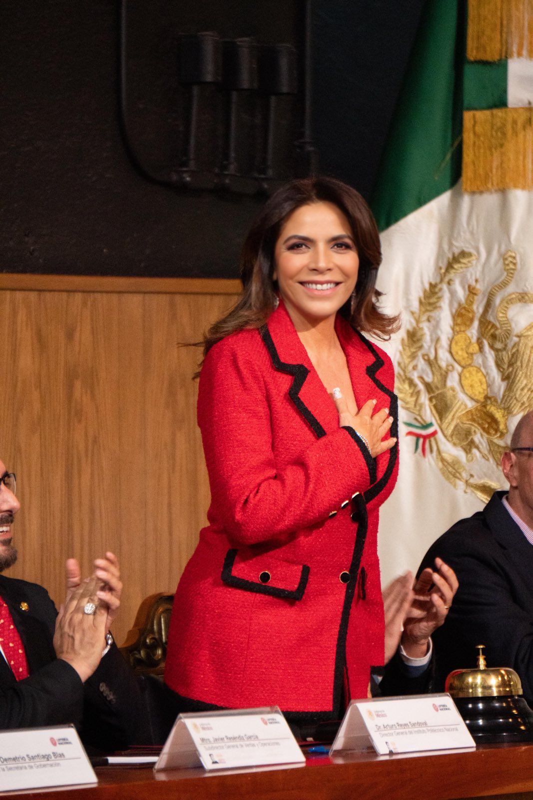 Directora de la lotería nacional reconoce legado del IPN 