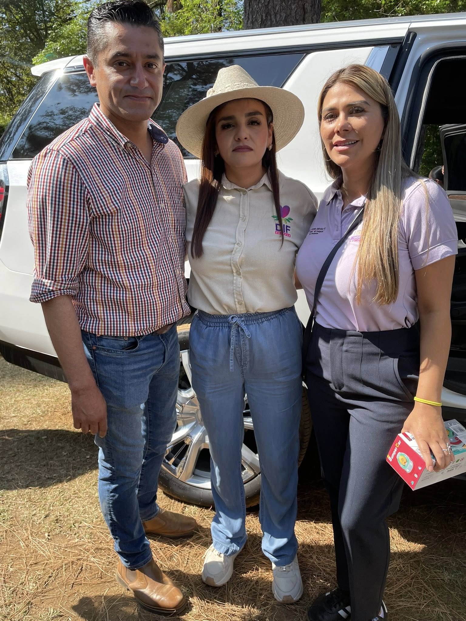 Grecia Quiroz y Samuel N