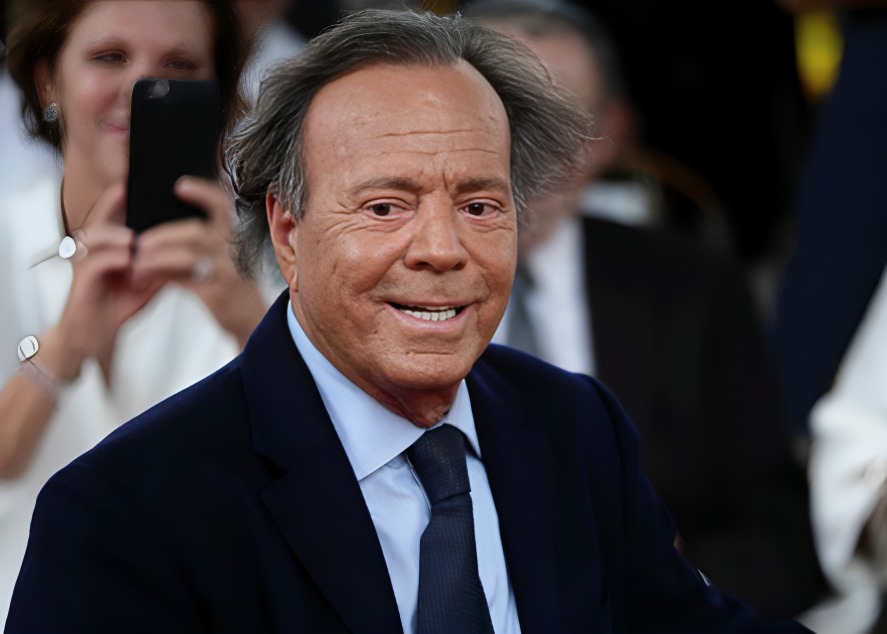 Julio Iglesias