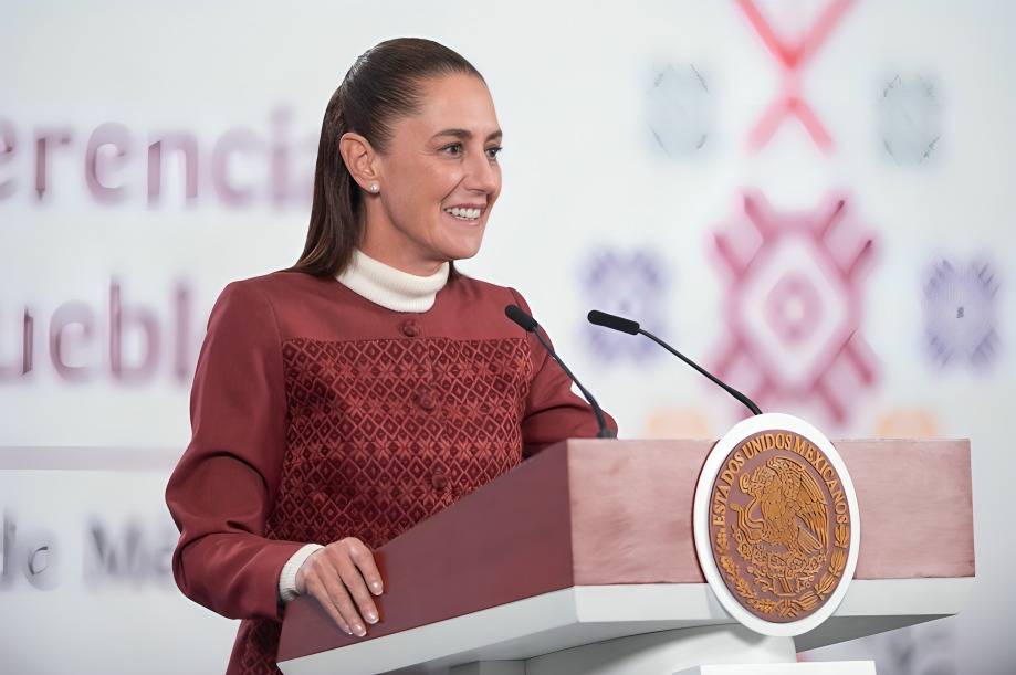 Kenia López Rabadán pide a Sheinbaum incluir a la oposición