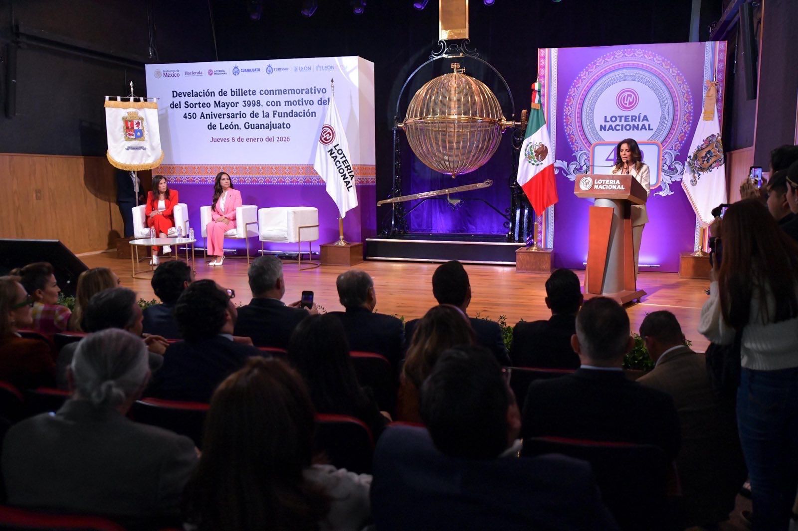 Lotería Nacional presenta billete de León Guanajuato