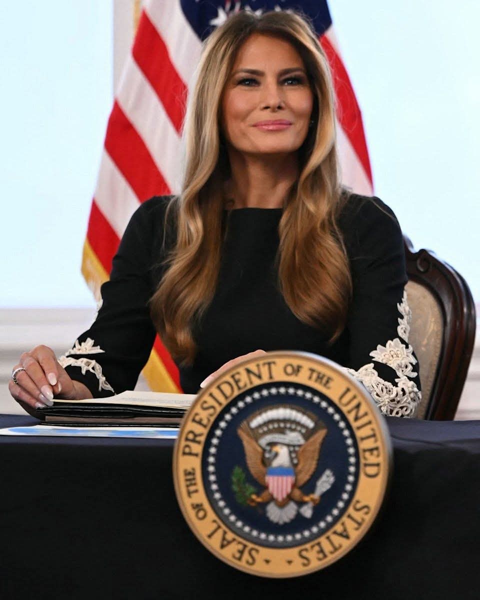 Melania Trump llama a la unidad