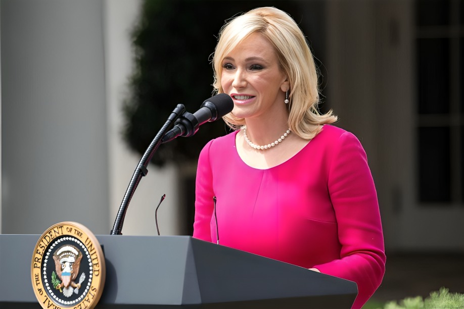 Paula White