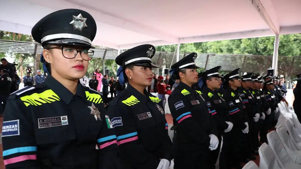 Detienen a Policías Municipales de Puebla por lazos con La Barredora