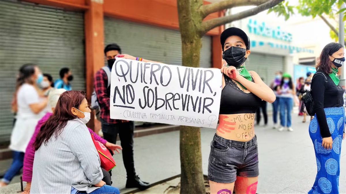 Bernardo Arévalo dicta estado de sitio en Guatemala