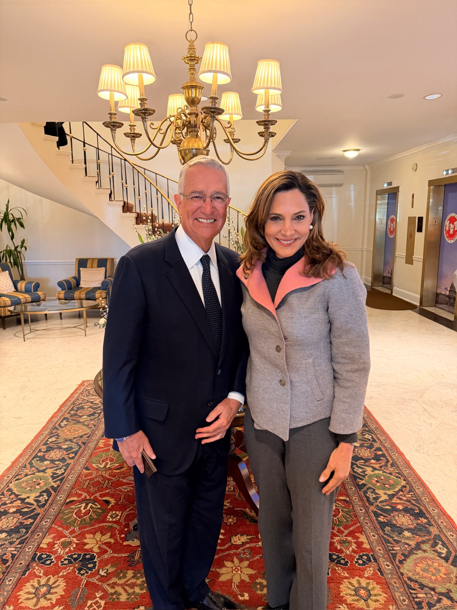 Salinas Pliego y Elvira Salazar 