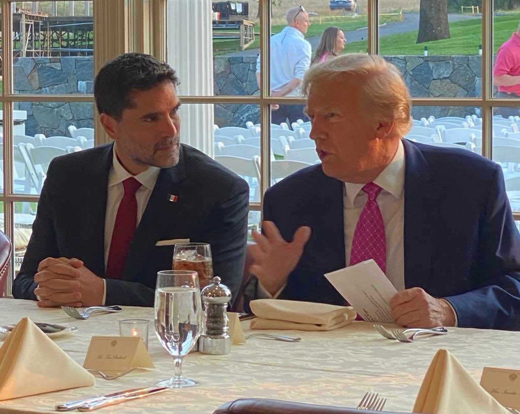 Trump y Verástegui