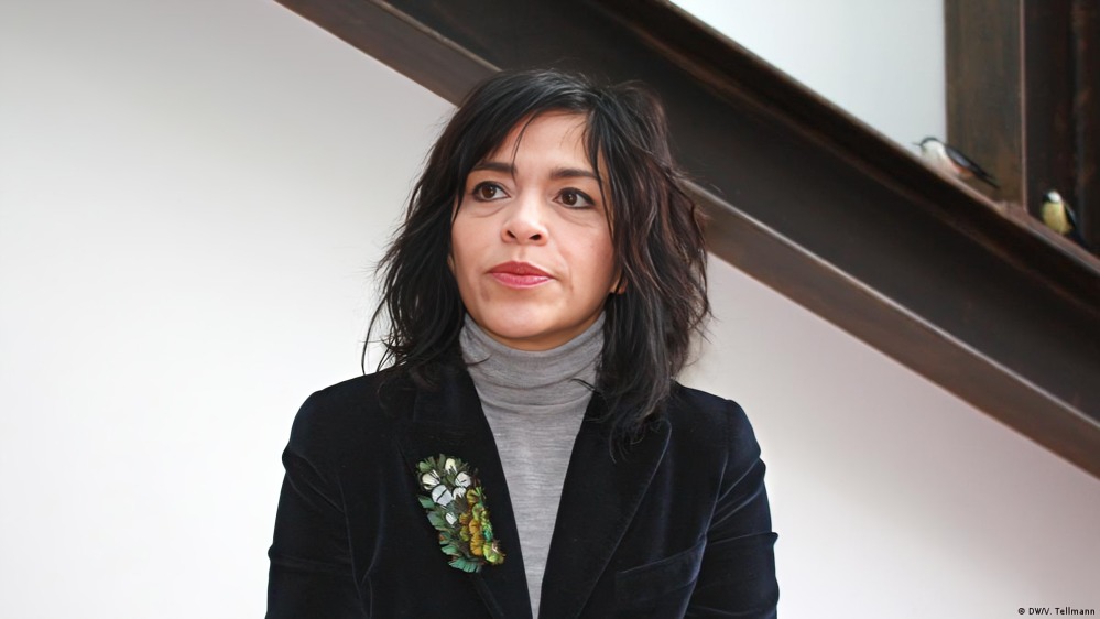 Anabel Hernández se lanza vs. AMLO