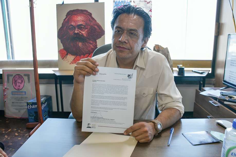 Así fue la salida de Marx Arriaga de la SEP