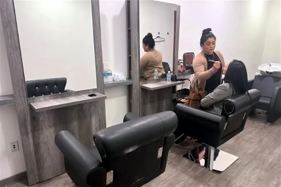 Clausuran salón de belleza en Senado