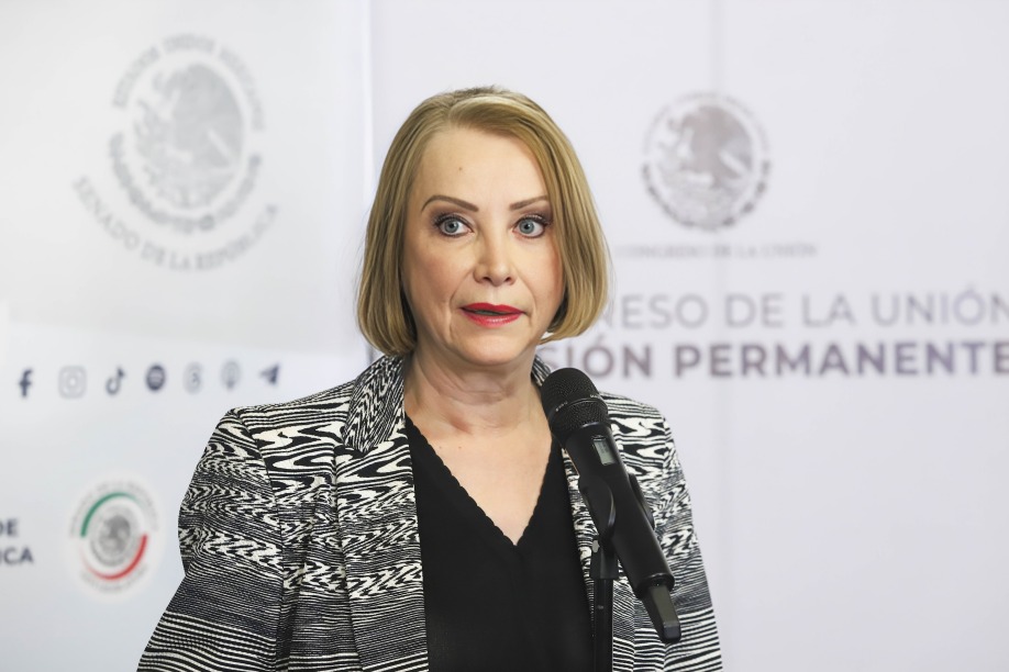 Laura Itzel Castillo justifica salón de belleza