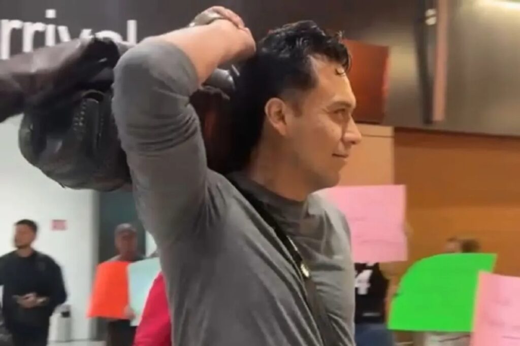 Marx Arriaga protestas en Aeropuerto
