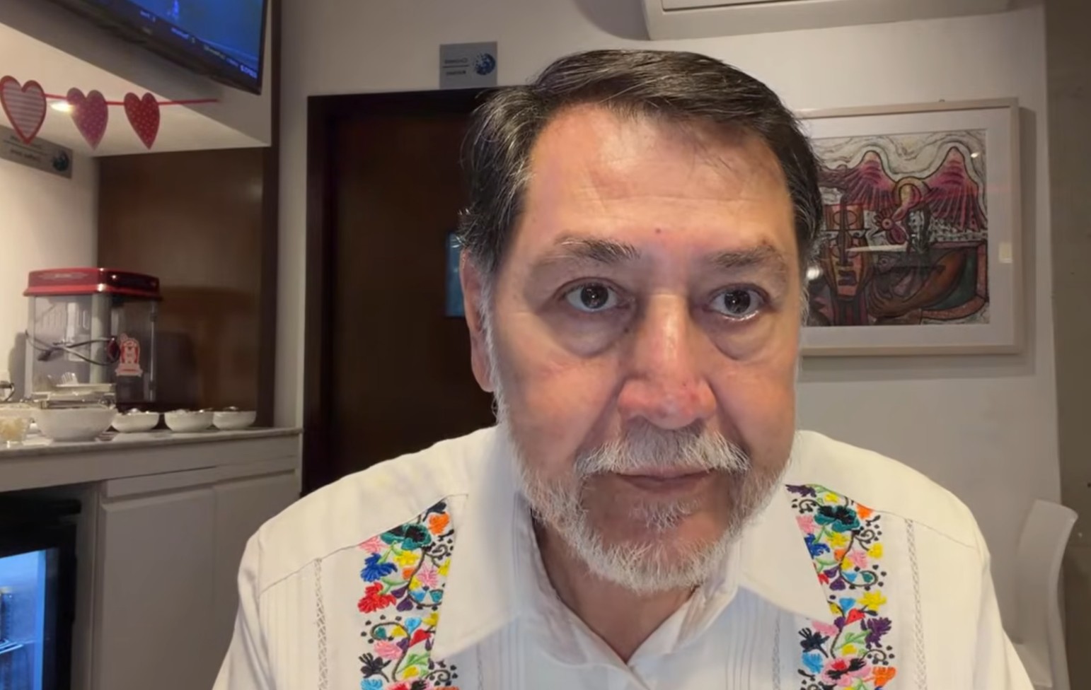 Noroña estalla contra la decisión de destituir a Marx Arriaga