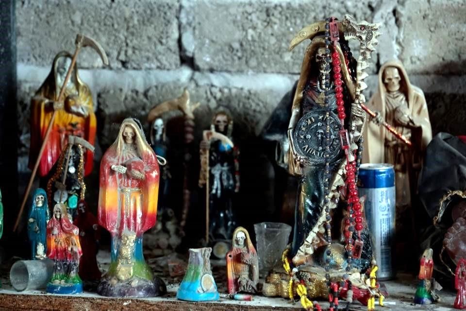 Rancho Izaguirre altar Santa Muerte