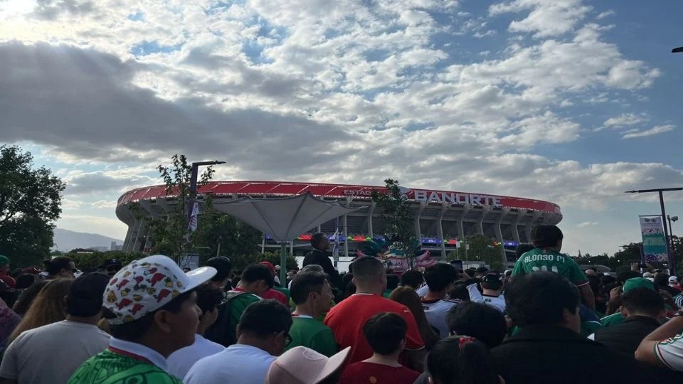 Aficionados Estadio Banorte