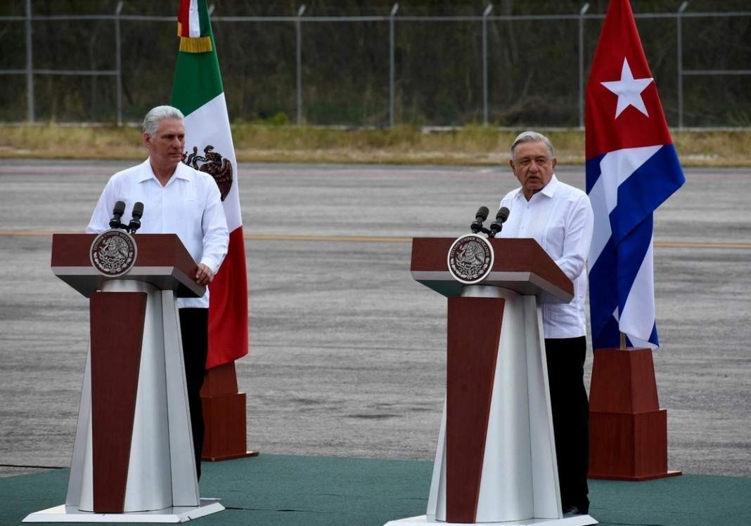 AMLO reaparece y pide apoyo para Cuba
