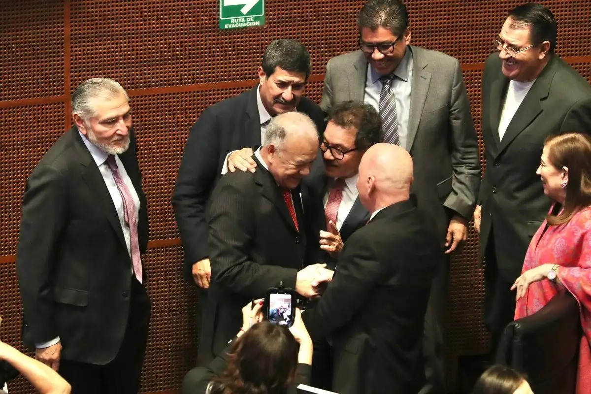 Aprueban Plan B