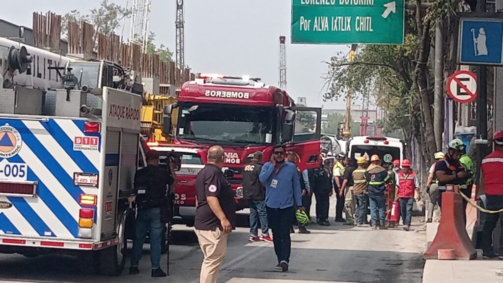 bomberos acuden a colapso de edificio