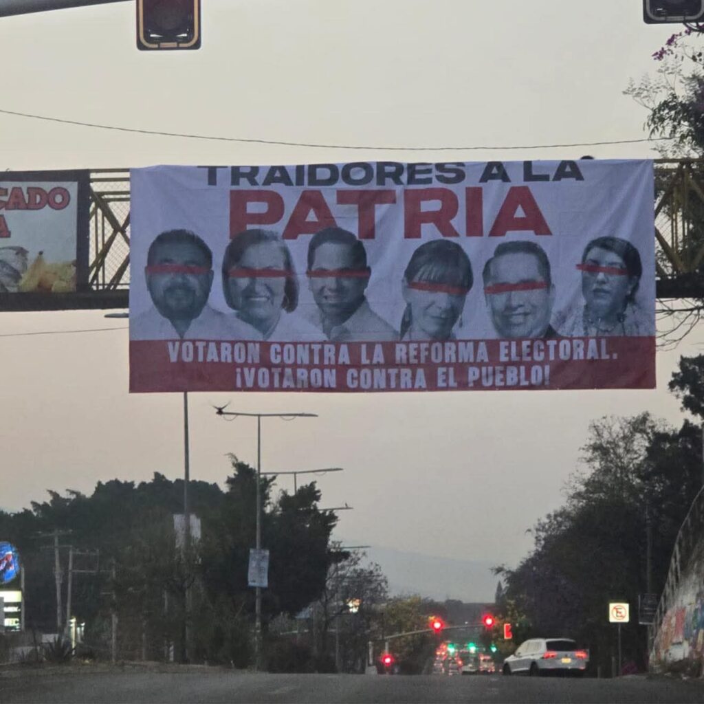 Diputada del PT condena lonas