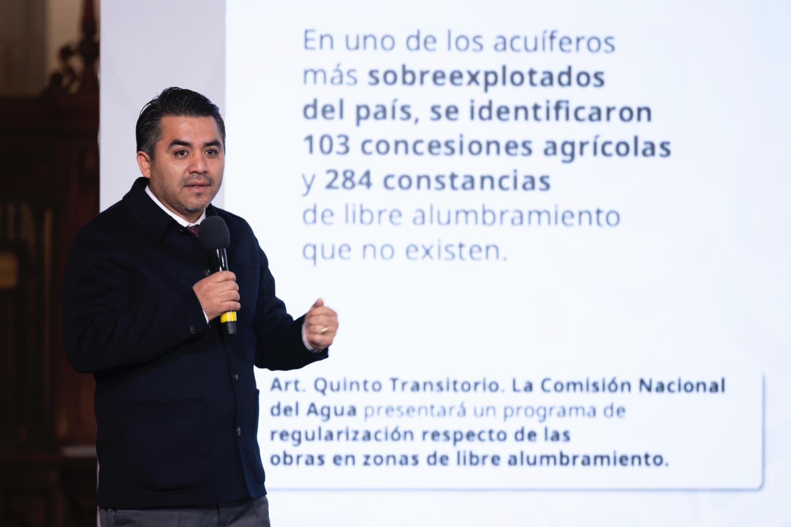Efraín Morales
