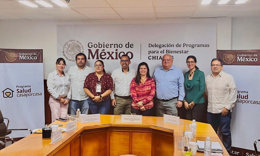 IPN doctorado a prima de Obrador