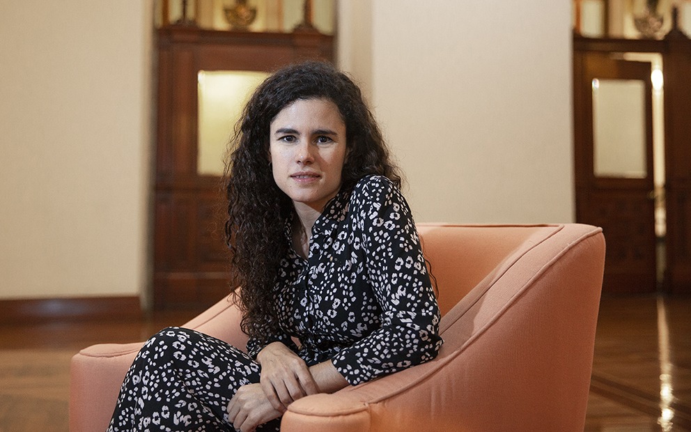 Luisa Alcalde reacciona al PAN que adoptó encuestas de Morena