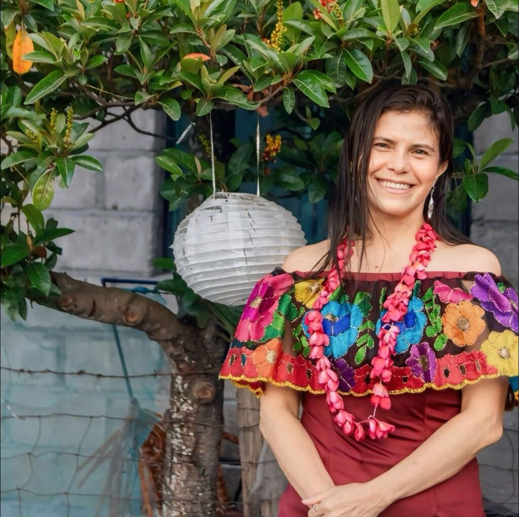 Manuela Obrador N.