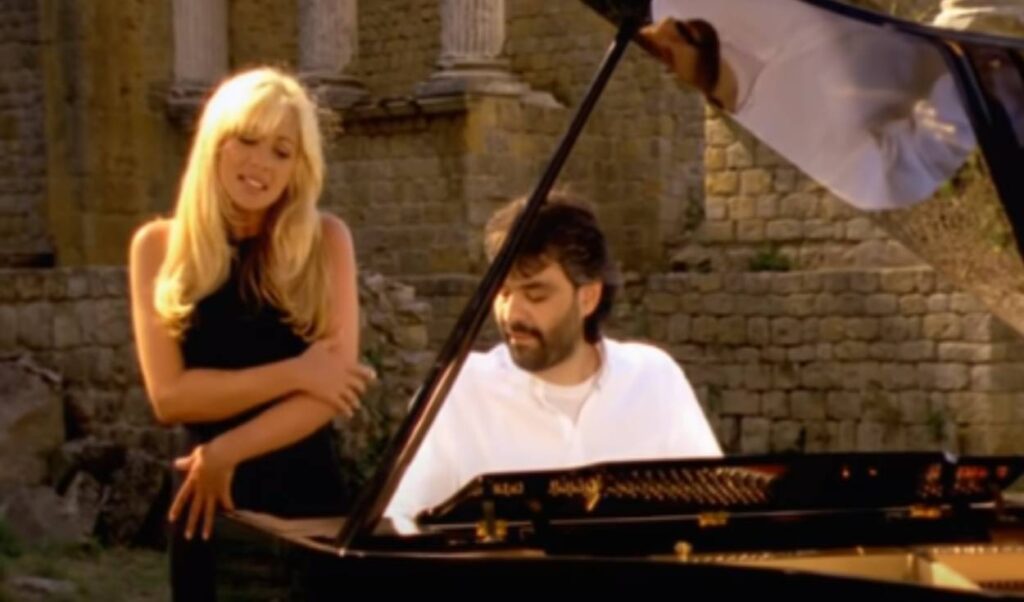 Martha Sanchez y Andrea Bocelli