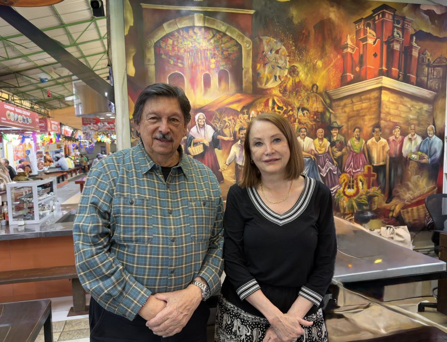Napoleón Gómez y Laura Itzel