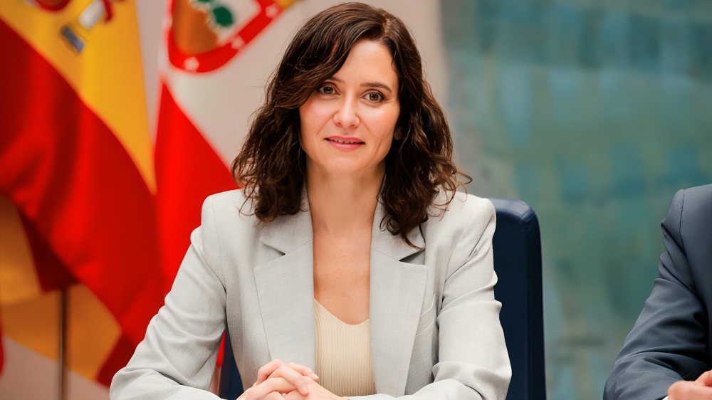 Presidenta de Madrid niega que Calderón la asesore