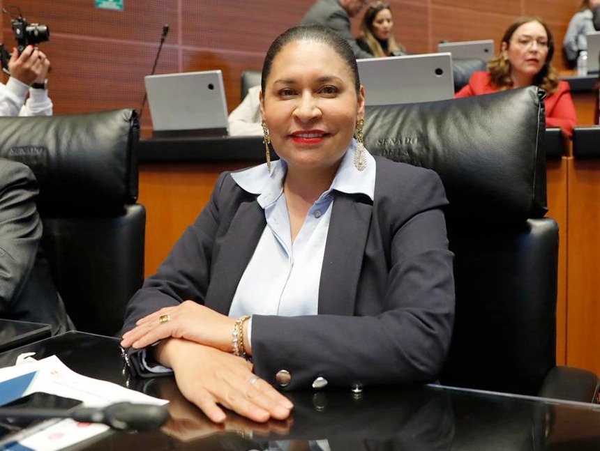 Senadora Ana Lilia RIvera