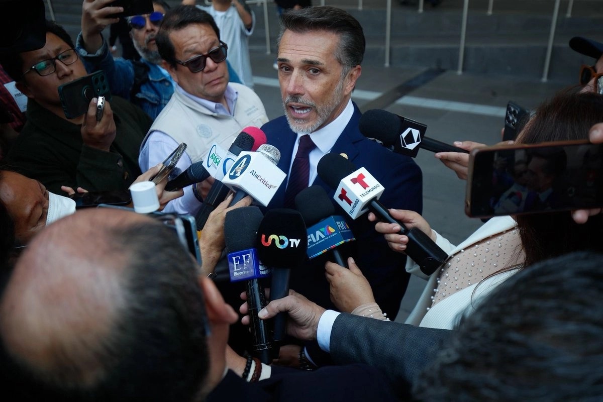 Sergio Mayer destapa candidatura CDMX