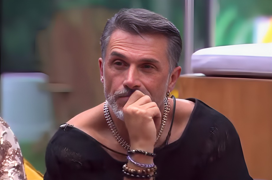Sergio Mayer no podrá reincorporarse a su bancada tras salir de LCDLF