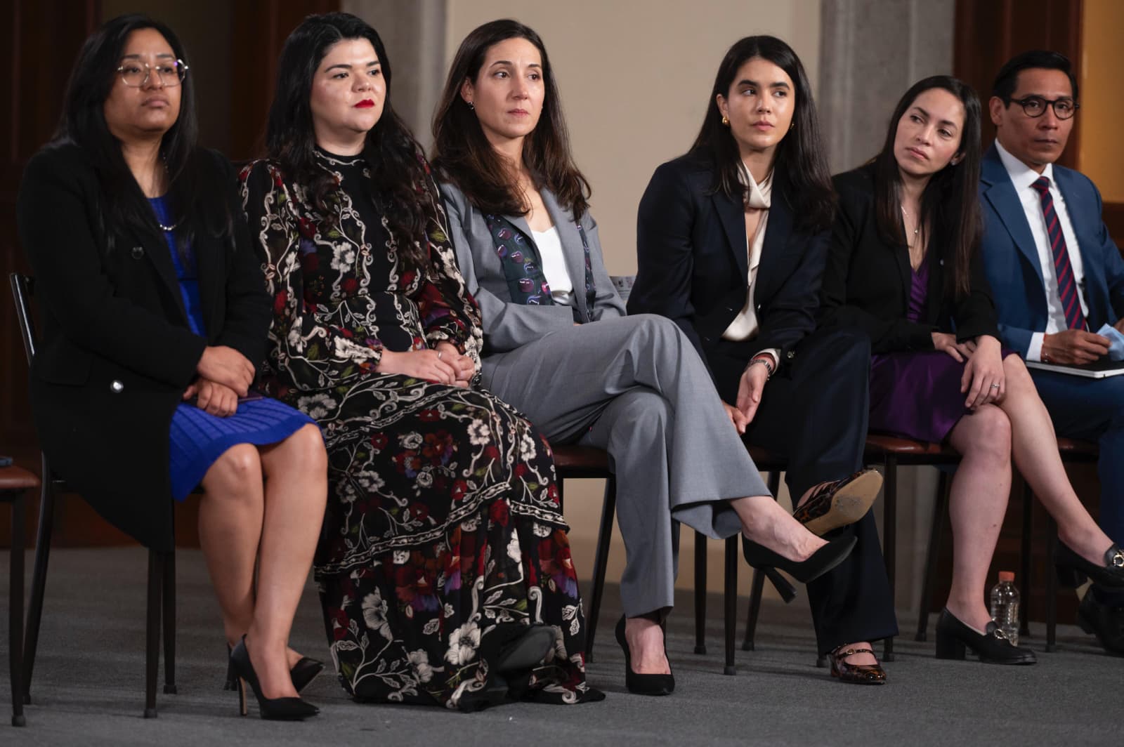 Sheinbaum firma acuerdo con Google, Meta y TikTok