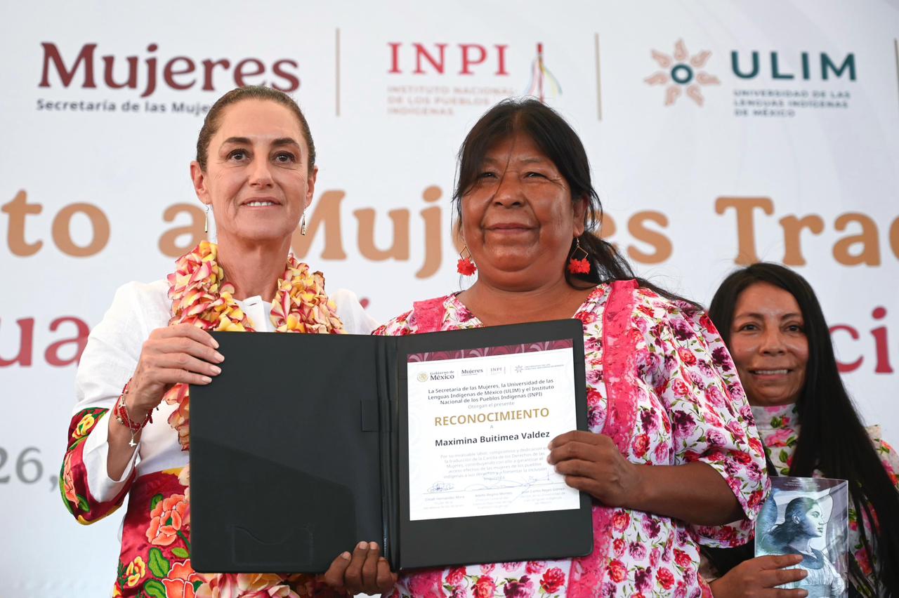 Sheinbaum mujeres traductoras reconocimientos 