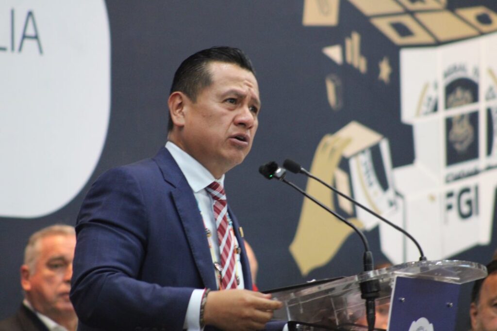 fiscal de Michoacán revela nexos Aureoles y CJNG