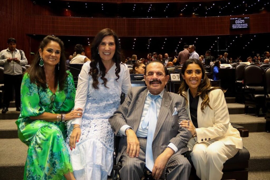 Kenia López y Francisco Ealy