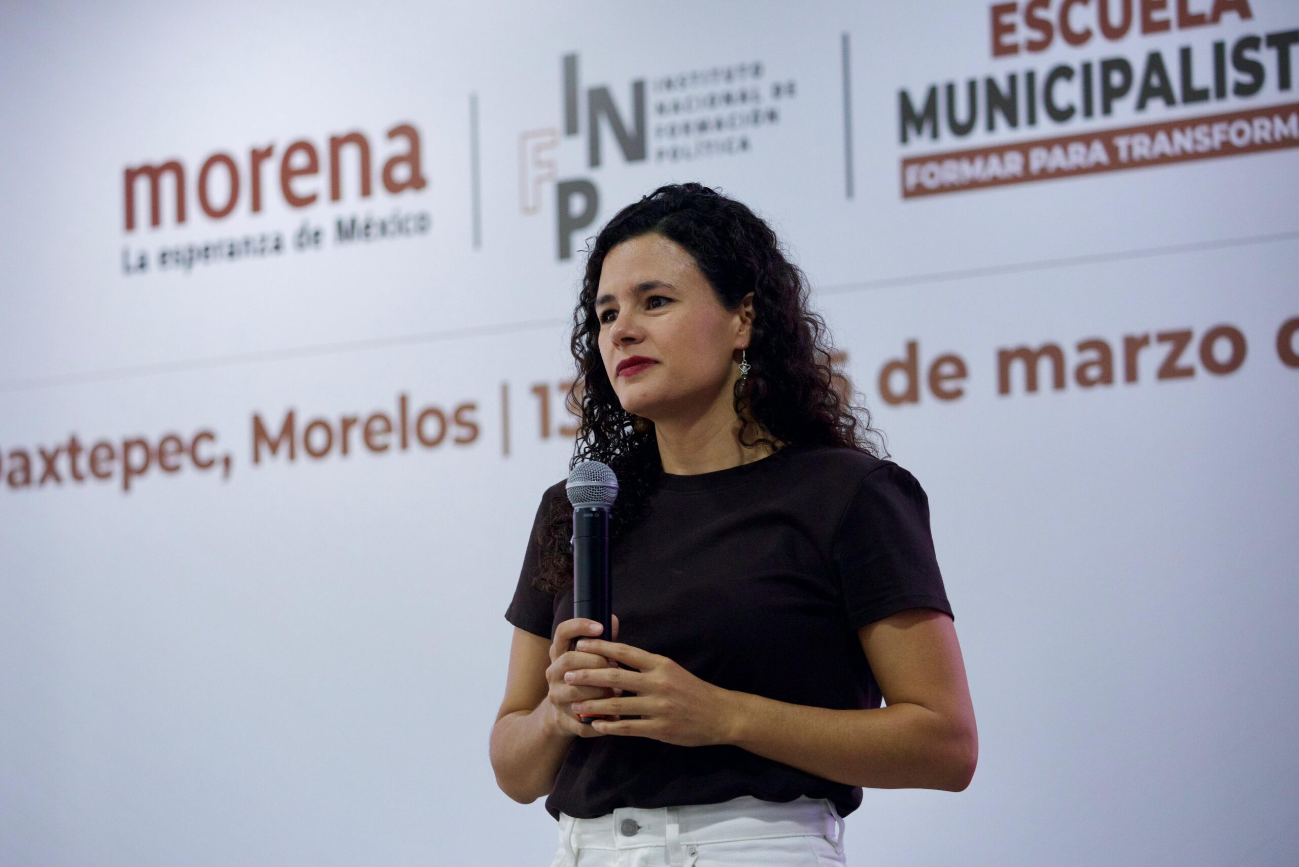 Luisa Alcalde desmiente a Loret