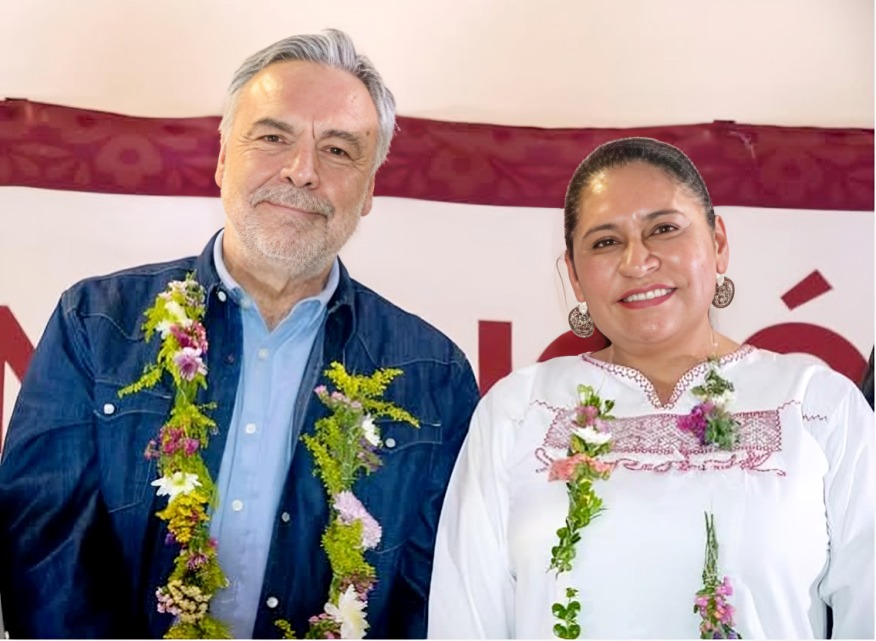 Muestran respaldo a Ana Lilia Rivera en Convención Tlaxcala
