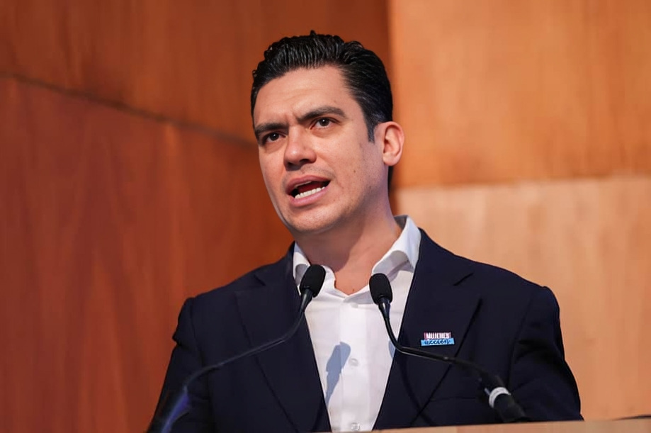 PAN pide desaparición de poderes en Sinaloa por crisis