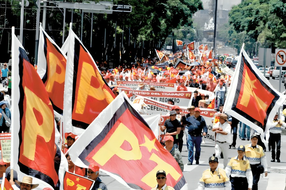 PT pierde confianza de mexicanos tras voto contra Plan B