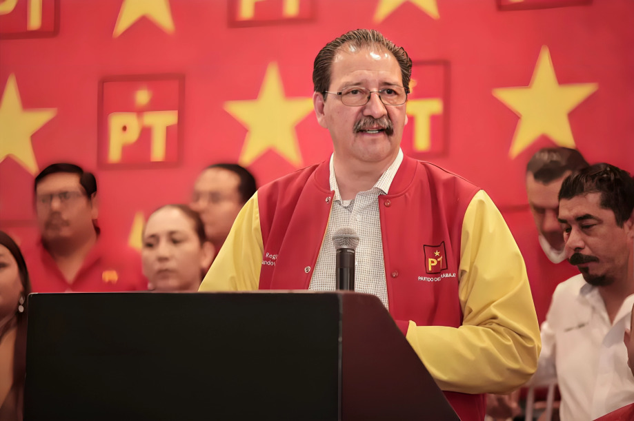 PT reclama a Morena por reforma a derechos de autor