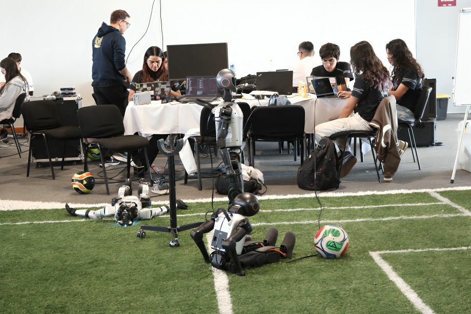 ¿Qué se sabe del torneo nacional de robótica en Puebla?
