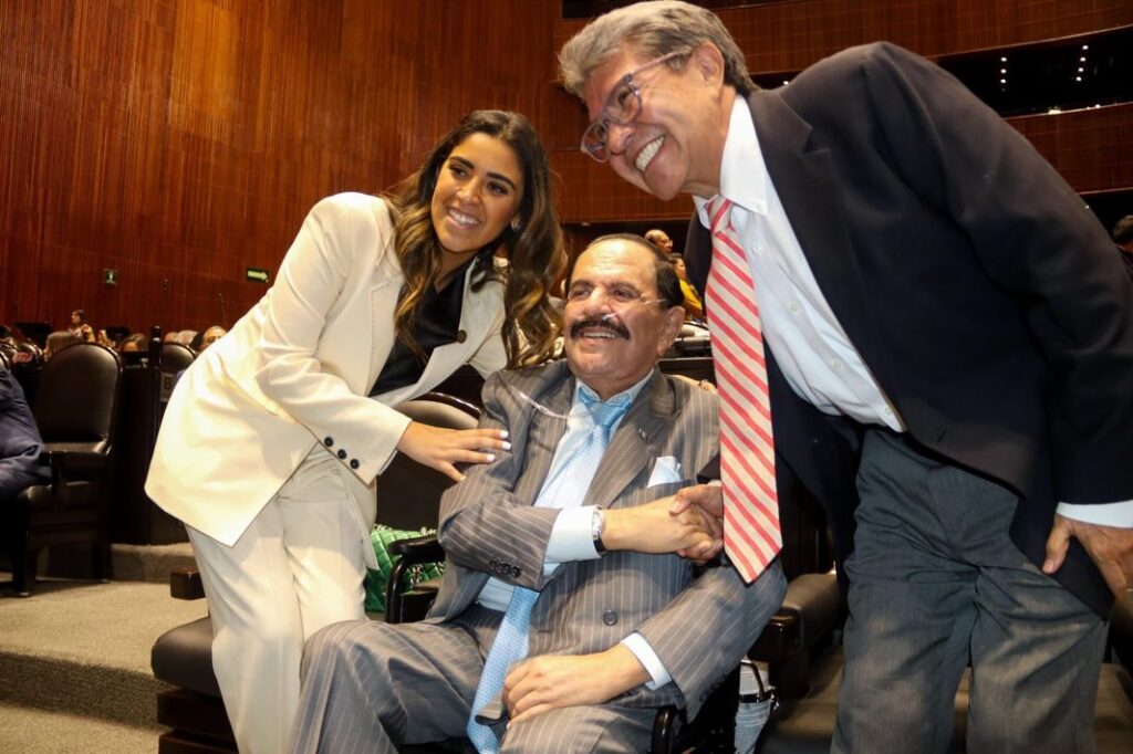 Ricardo Monreal y Francisco Ealy